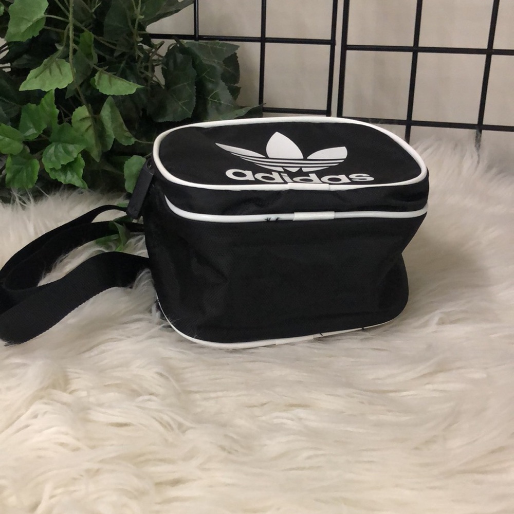 Adidas mini bag pack - Picture 4 of 7